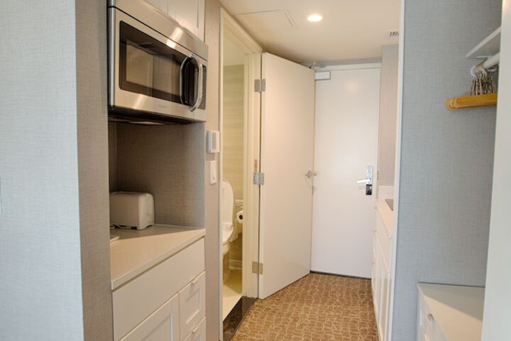 Room 35 of 44