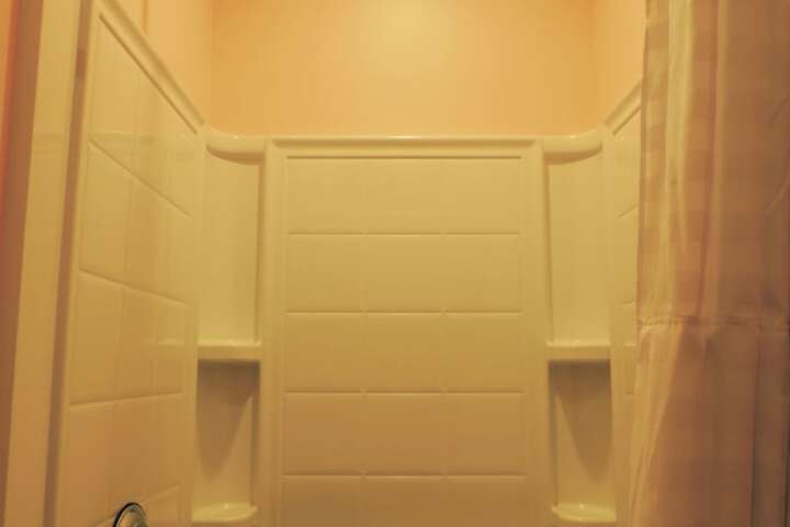 Room 24 of 40