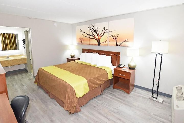 Room 19 of 21