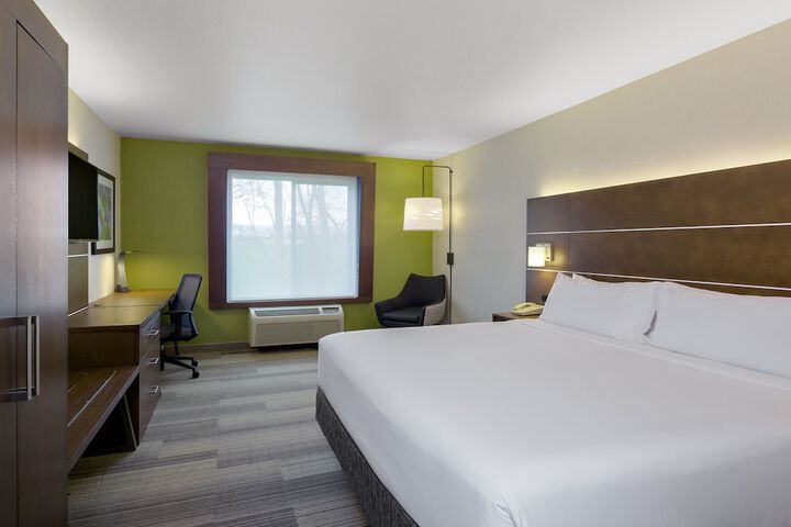 Room 27 of 52