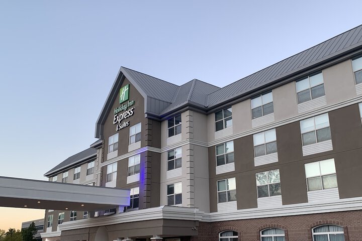 Hotel 4 of 53