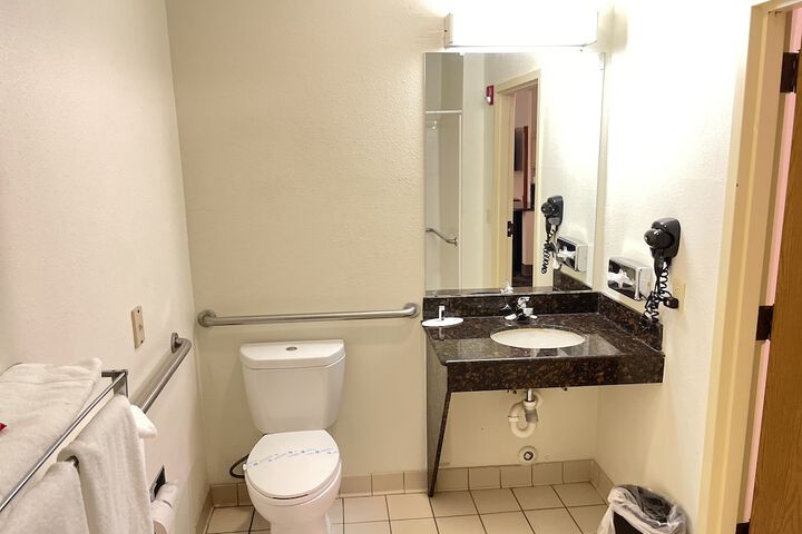 Room 12 of 30