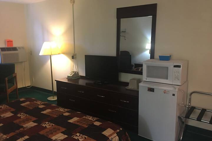 Room 16 of 24