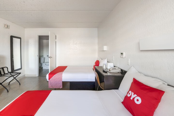 Room 13 of 24