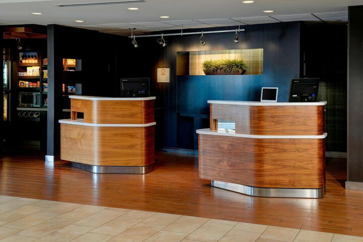 Hotel Interior 4 of 27