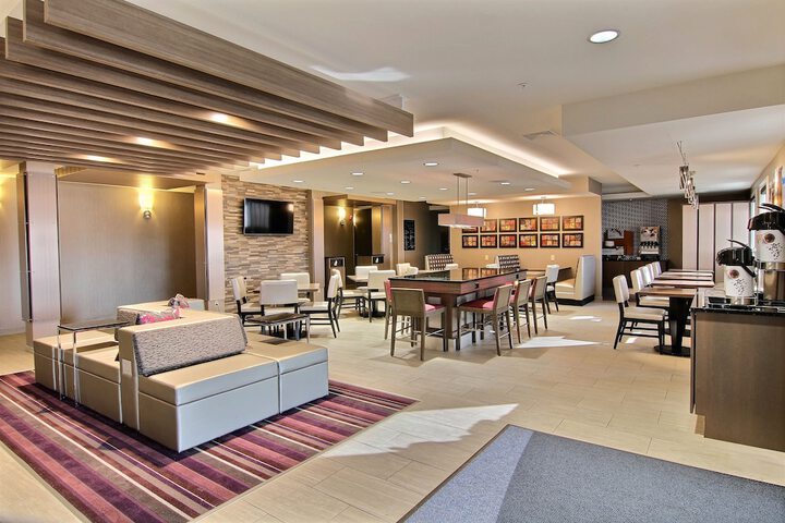 Hotel 7 of 73