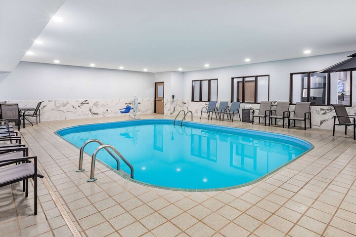 Pool 7 of 50