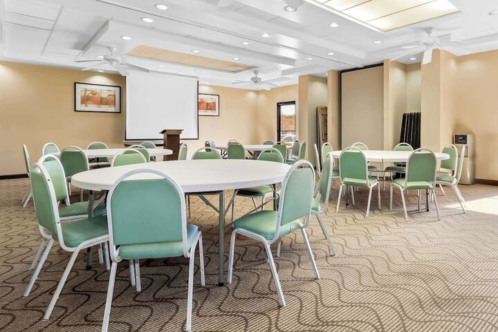 Comfort Suites Lumberton North
