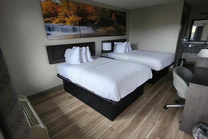Room 7 of 11