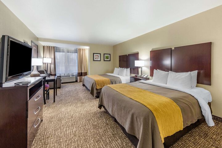 Room 9 of 38