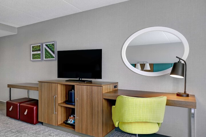 Room 15 of 49