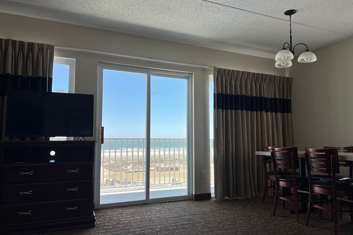 Room 60 of 71