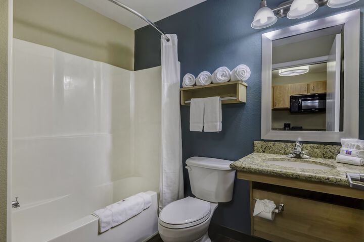 Room 12 of 23
