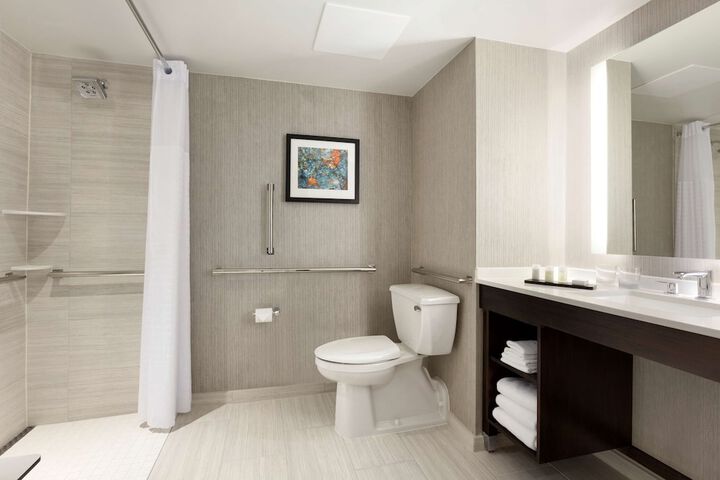 Room 10 of 50