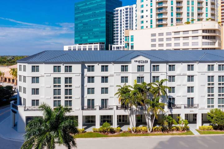 Hotel 4 of 35
