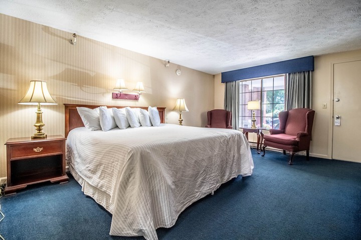 Room 55 of 167