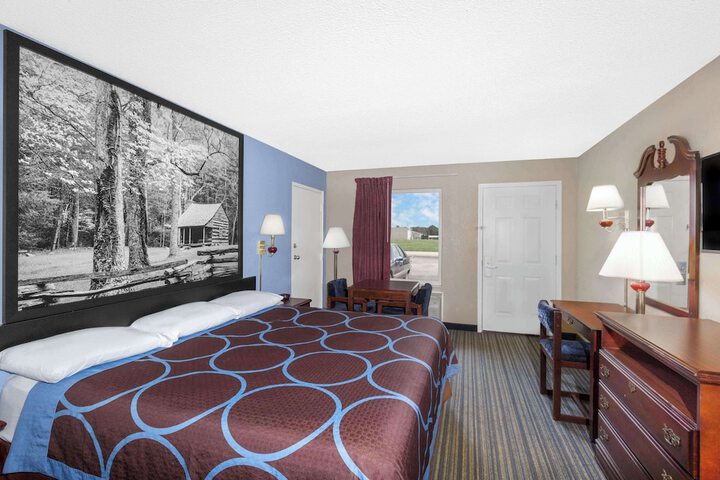 Room 6 of 21