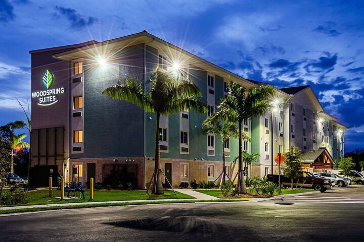 Hotel 4 of 41
