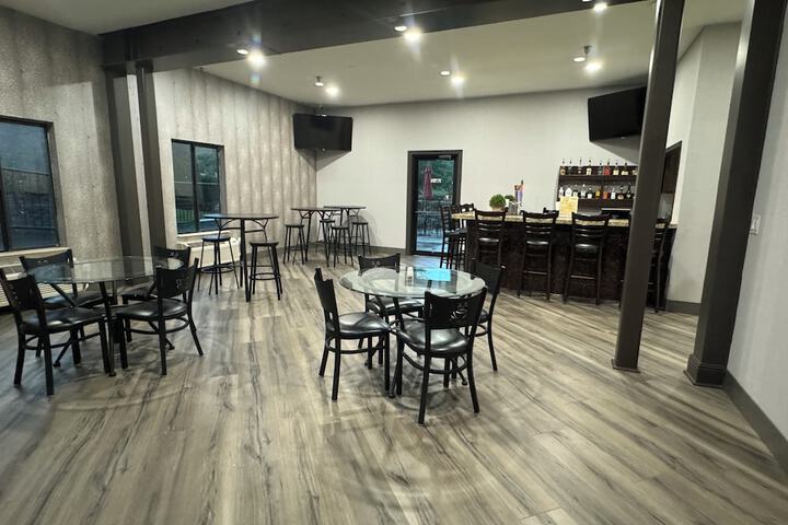 Brentwood Suites Nashville an Ascend Collection Hotel