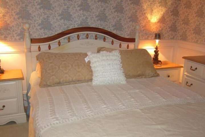 Room 18 of 32