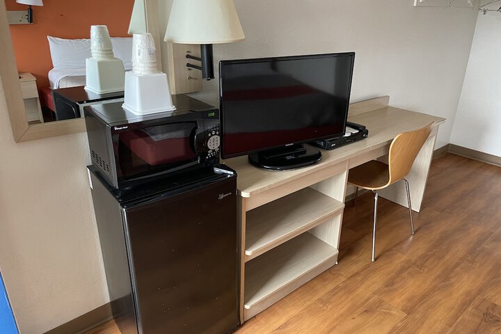 Room 10 of 22