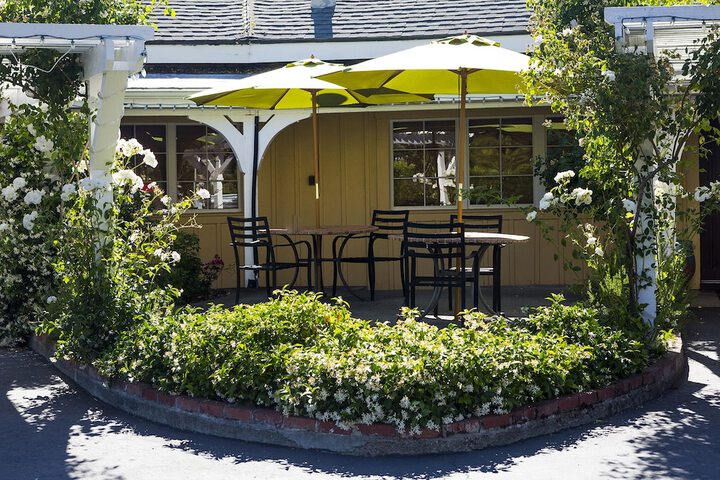 Hotel Exterior 55 of 78