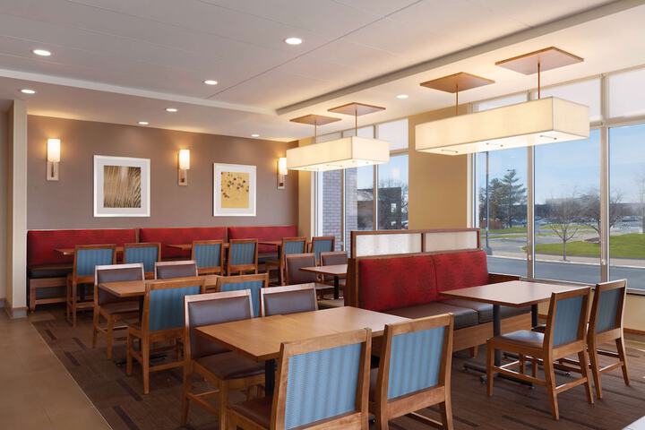 Hyatt Place St. Louis / Chesterfield