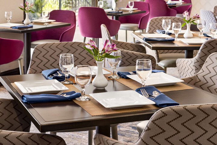 DoubleTree by Hilton Hotel New Orleans Airport