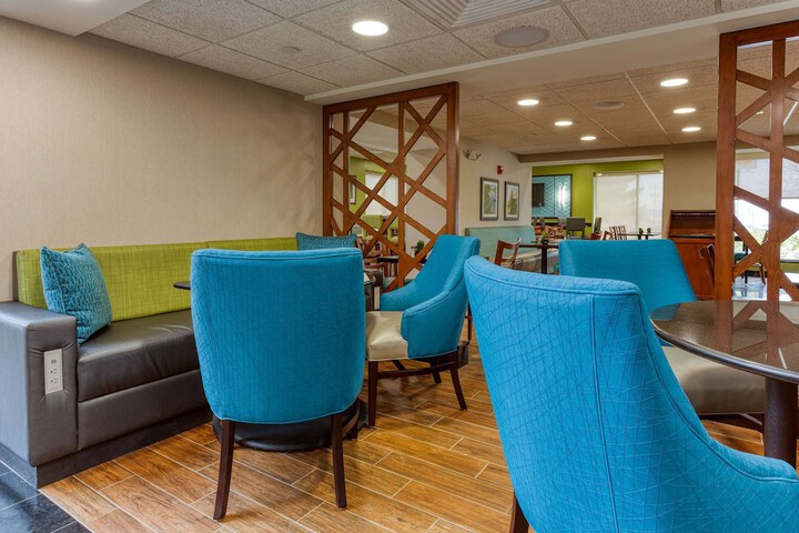 Hotel Interior 9 of 42