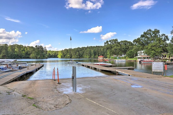 Waterfront Home on Jackson Lake w / Dock