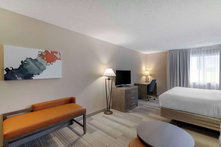 Room 40 of 56
