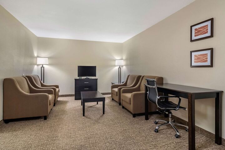 Room 40 of 51