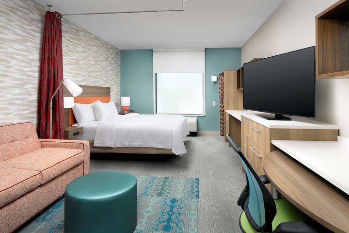 Room 13 of 24