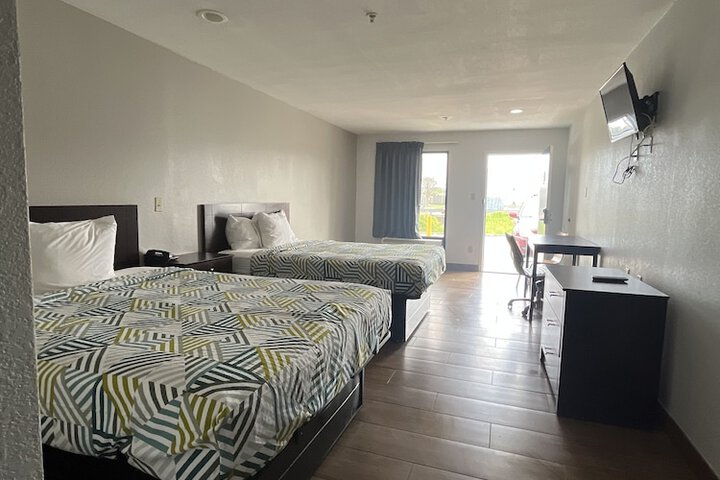 Room 18 of 30