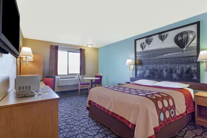 Room 38 of 42