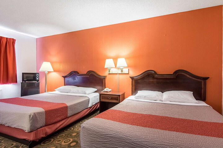 Motel 6 Hope AR