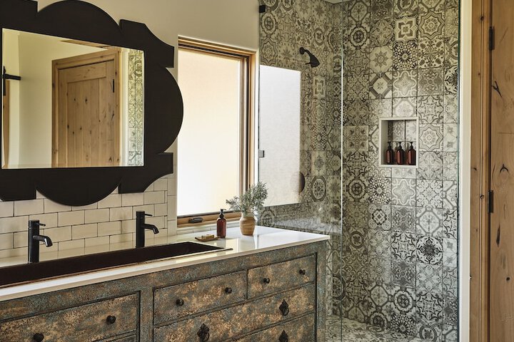 Bishops Lodge Auberge Collection