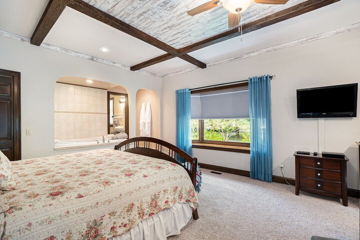 Room 9 of 31