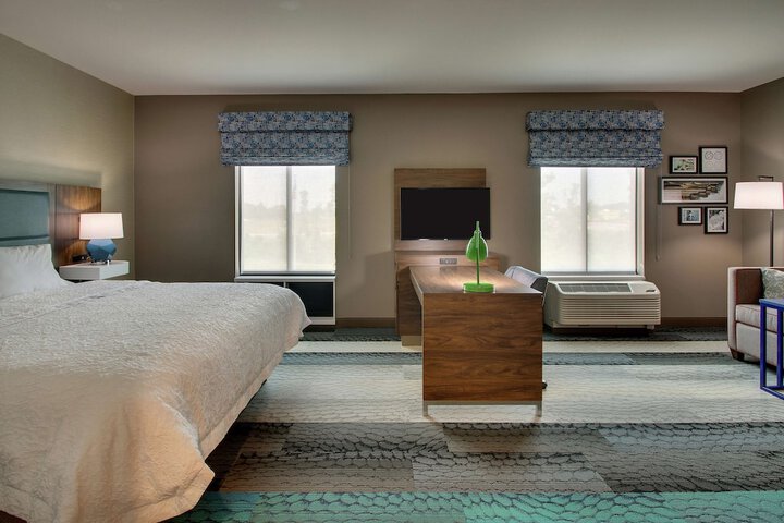 Room 25 of 60