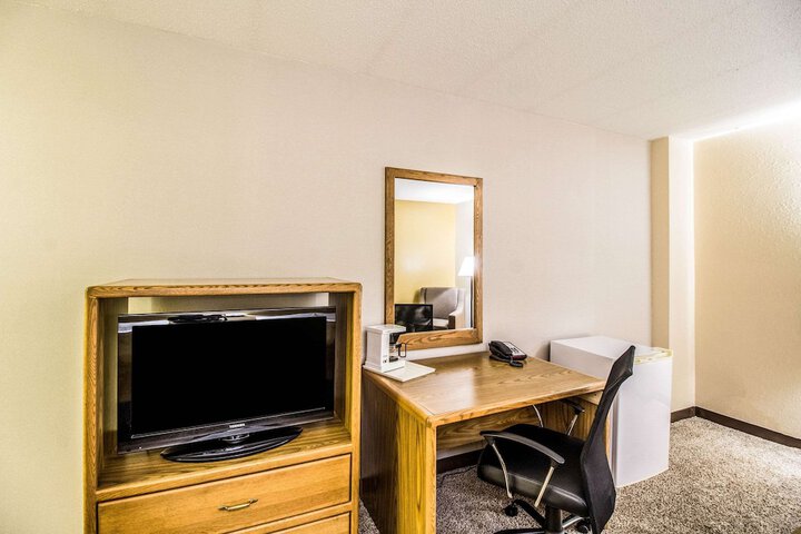 Room 38 of 46