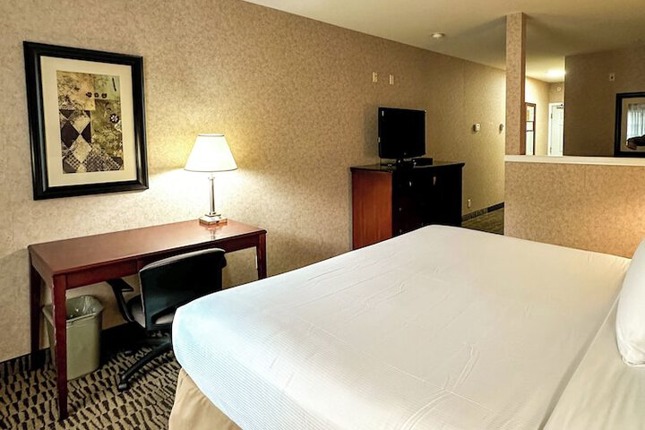Room 45 of 62