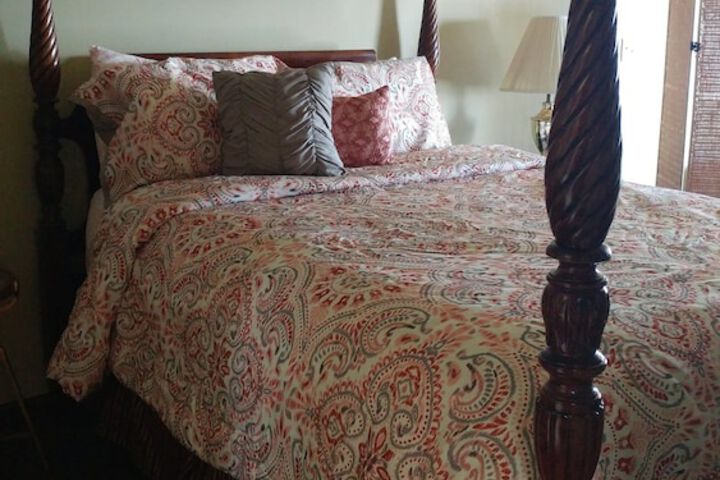Room 46 of 128