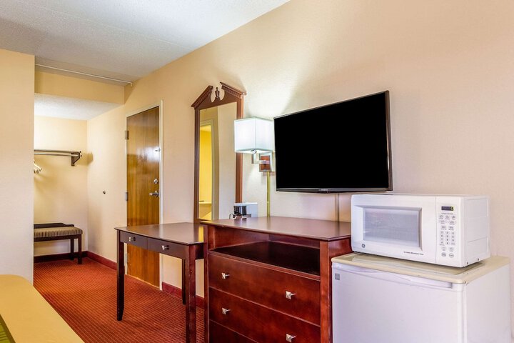 Room 20 of 36