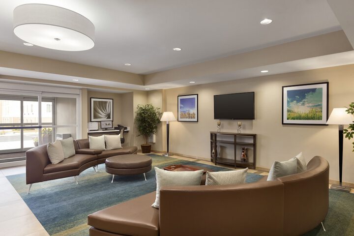 Hotel Interior 11 of 28