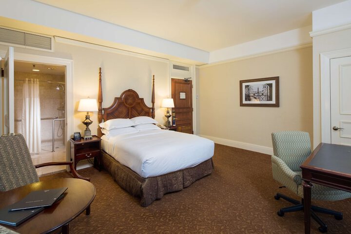 Room 11 of 64