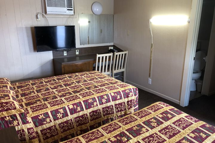 Room 21 of 24