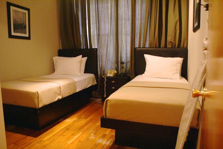 Room 26 of 43