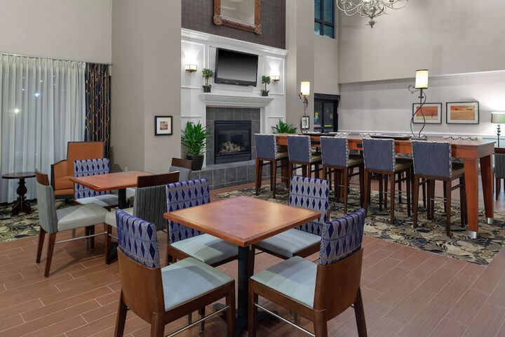 Hampton Inn & Suites Concord / Charlotte
