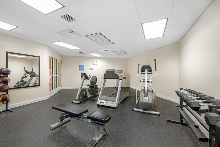 Sleep Inn & Suites Altoona North