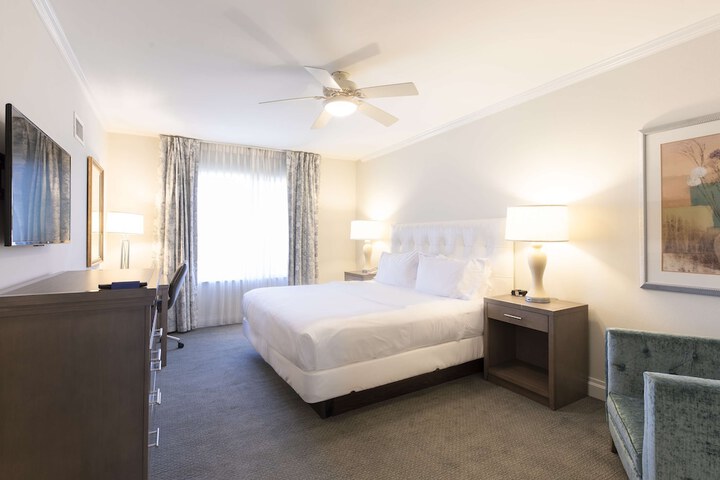 Room 25 of 53
